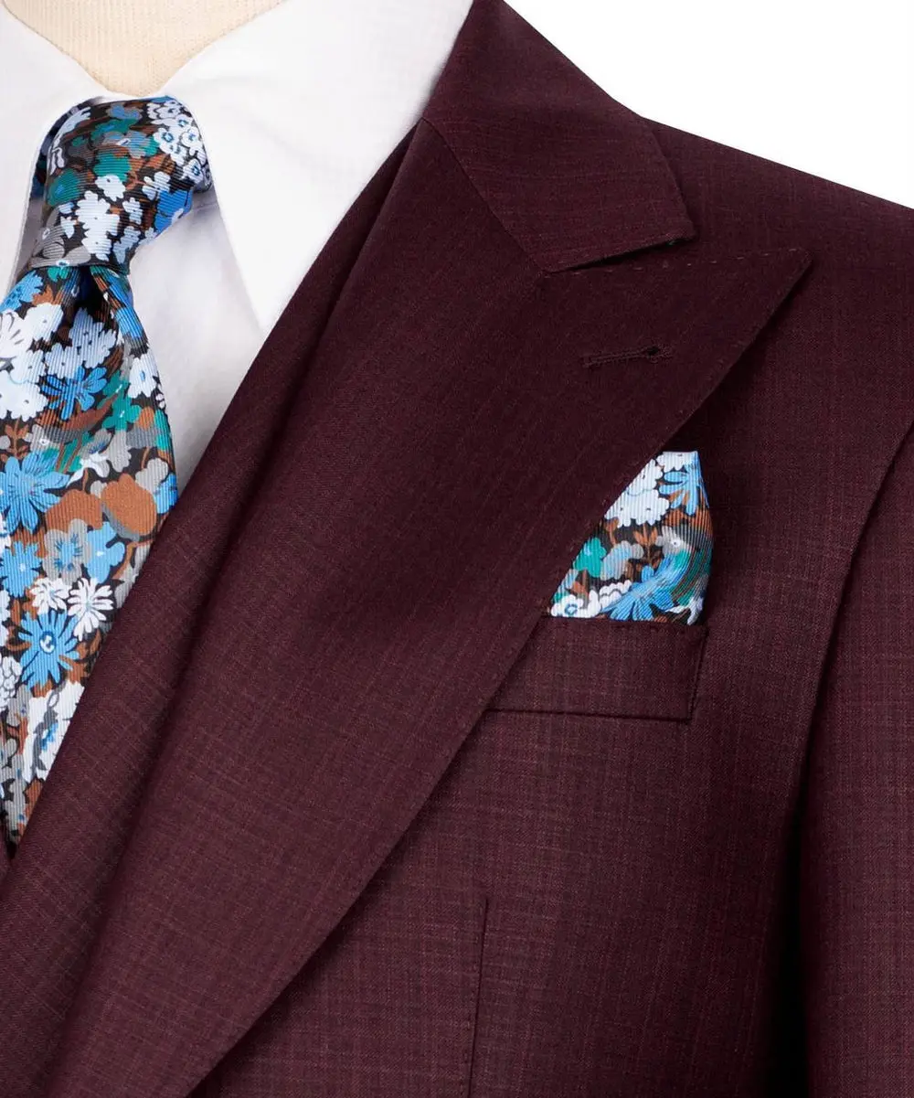 Classic 3-Piece Burgundy Suit Set for Men — photograph 3