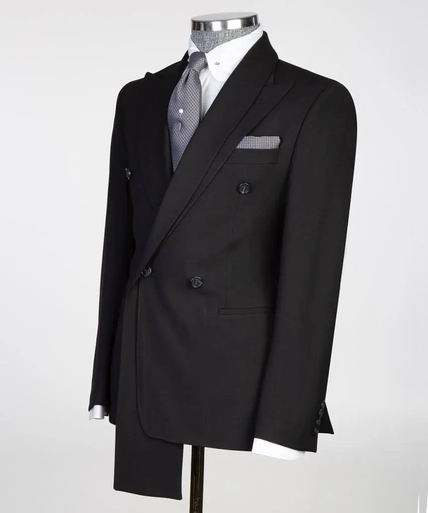 Shawl Design Double Breasted Black Suit — photograph 4