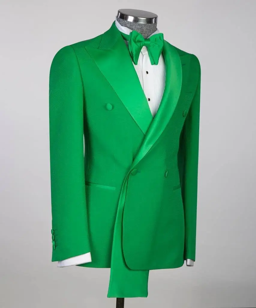 Shawl Design Satin Lapel Green Tuxedo — photograph 3