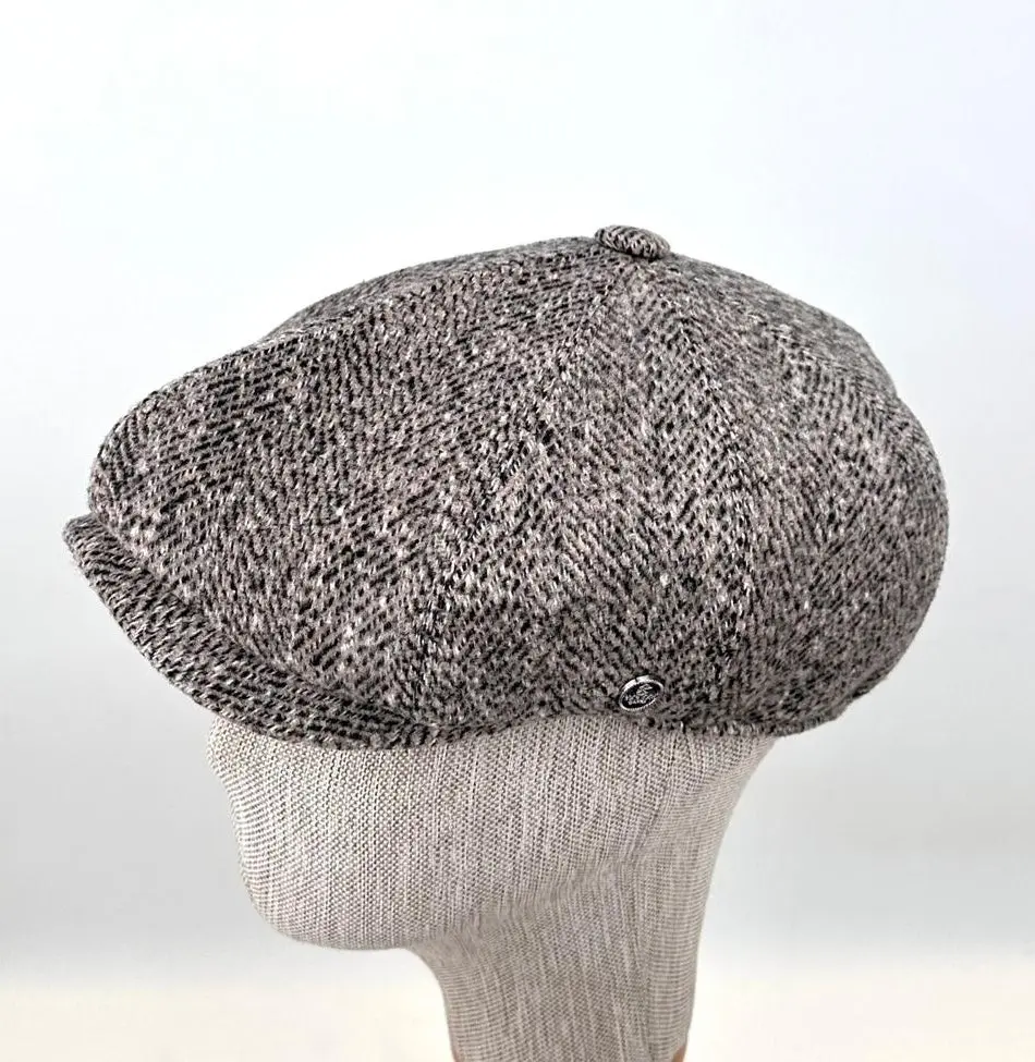 Men’s Brown Textured Flat Cap – Peaky Blinders Style — photograph 1