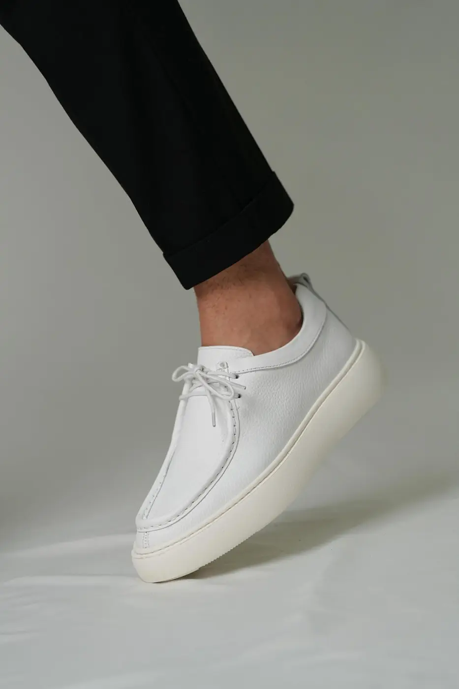 Men’s Casual Leather White Shoes-Casandra — photograph 2