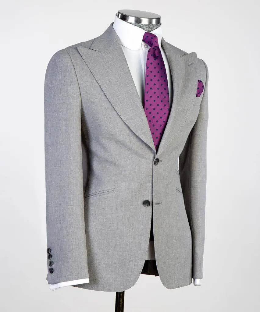 Men's 3 Piece Classic Grey Suit — photograph 4