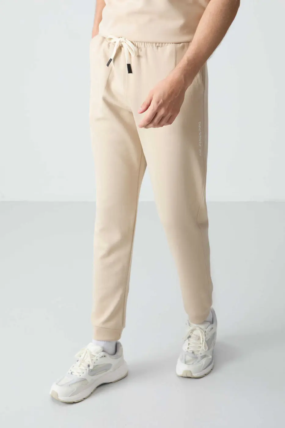 Men's-Cream-Short Sleeve-Tracksuit Set — photograph 5
