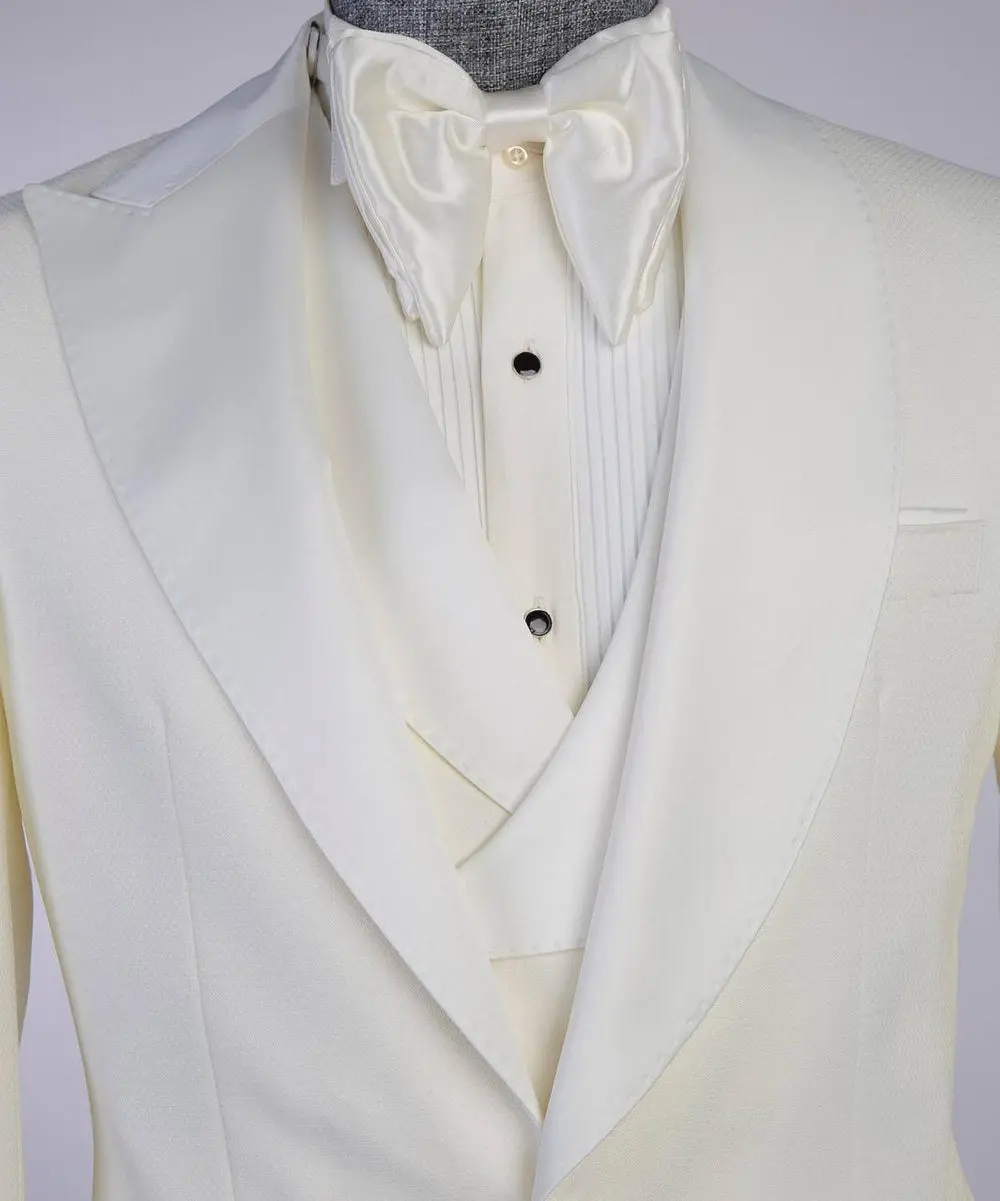 Men's Cream Tuxedo-Asymmetrical Satin Lapel — photograph 6