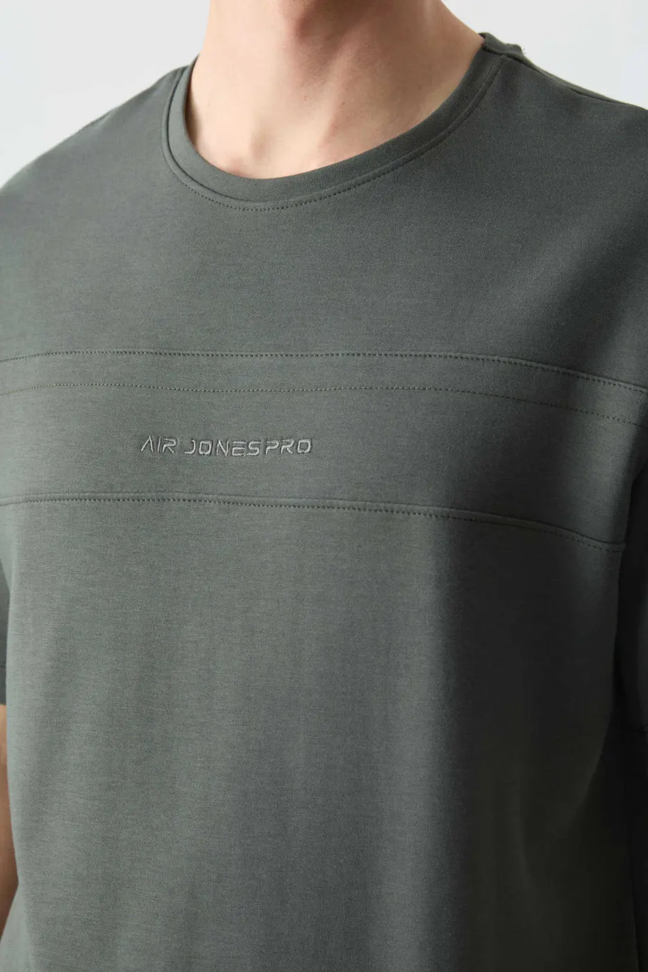 Men's-Green-Short Sleeve-Tracksuit Set — photograph 6