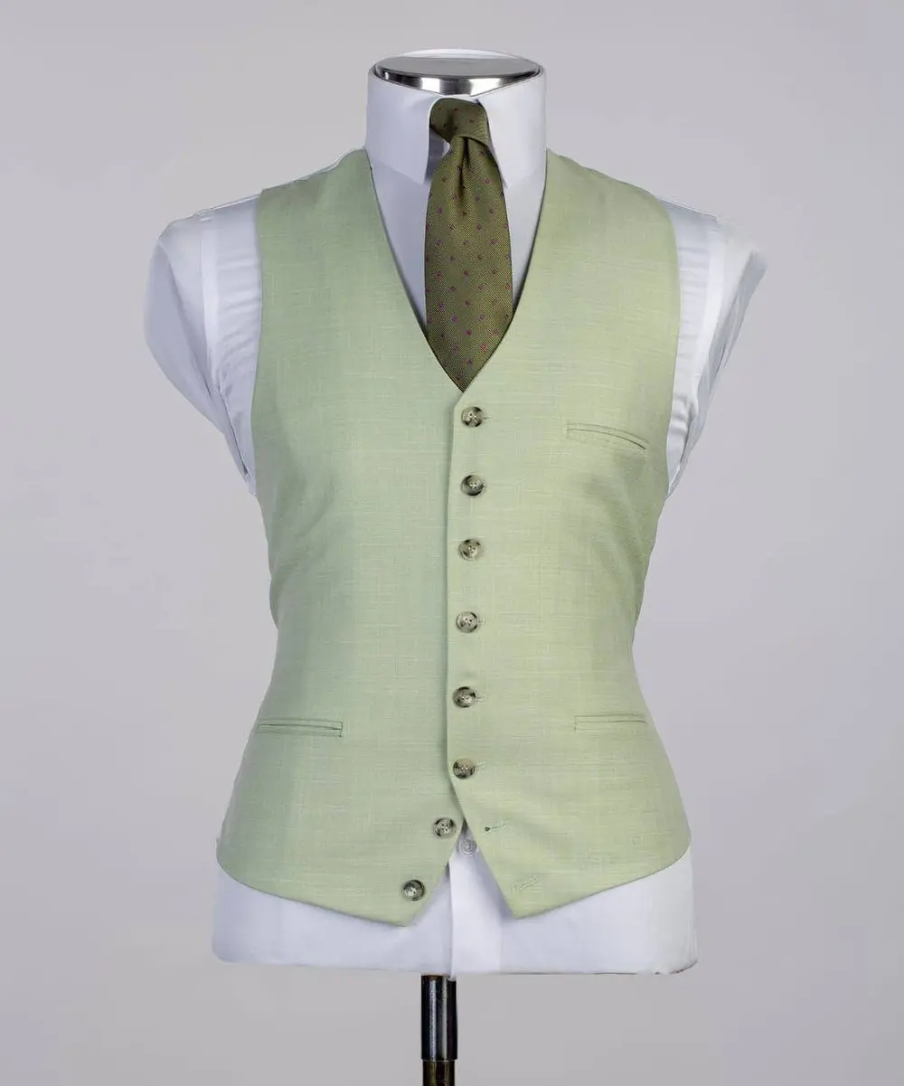 Men's 3 Piece Classic Green Suit — photograph 4