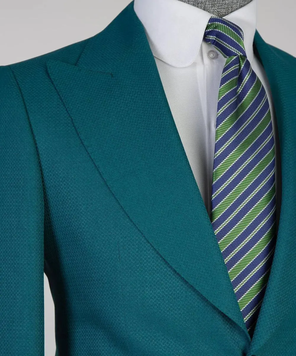 Men's 3 Piece Classic Green Suit — photograph 2