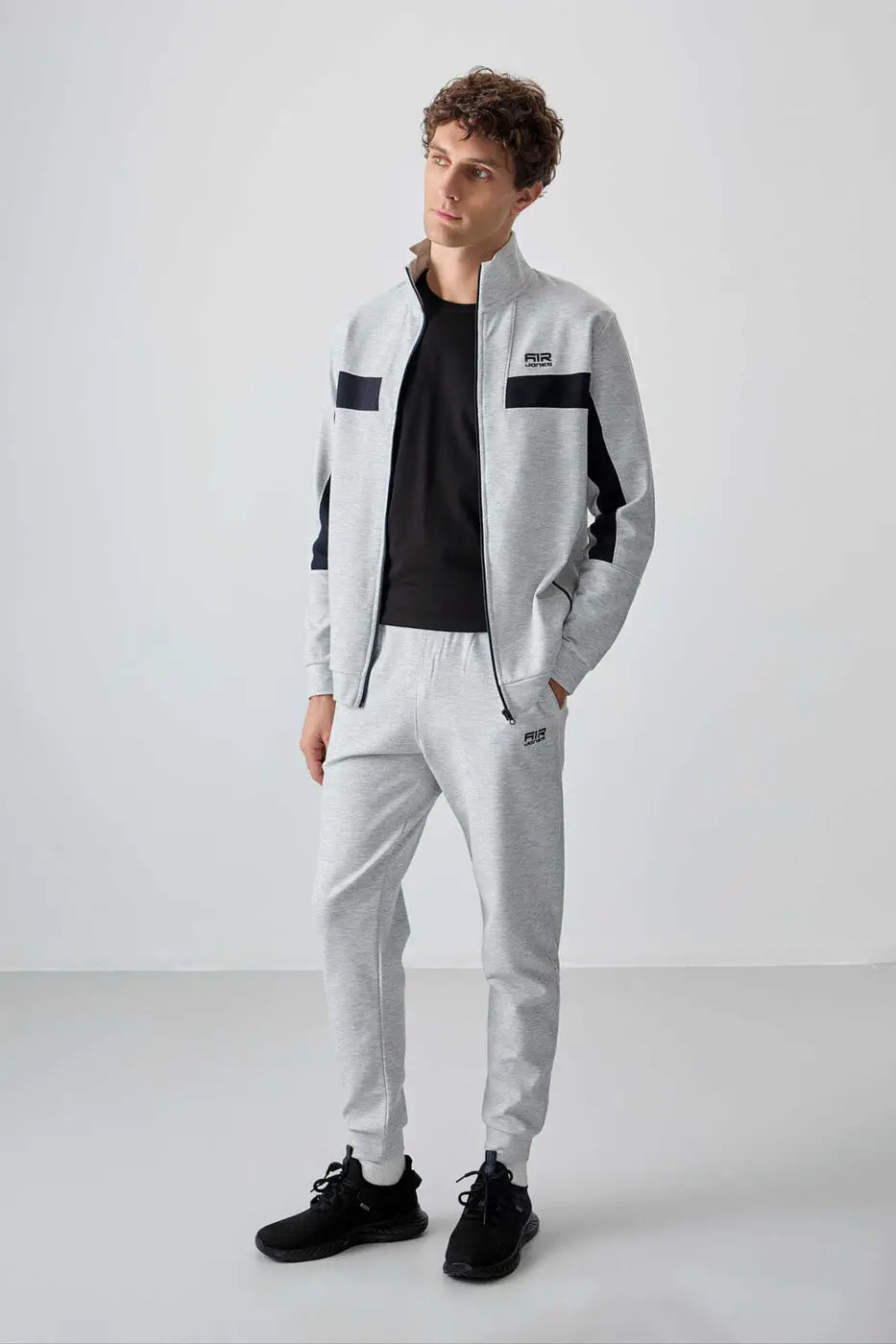 Men's Light Grey Textured Tracksuit Set — photograph 3