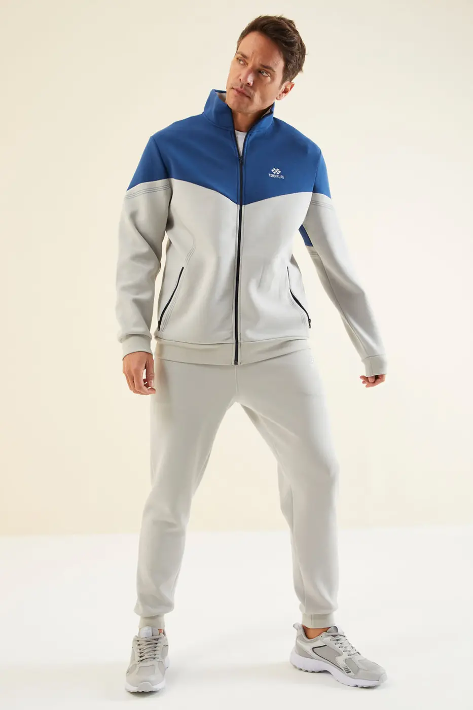 Men's Grey-Blue-Colour-Block-Jogger-Tracksuit Set — photograph 1