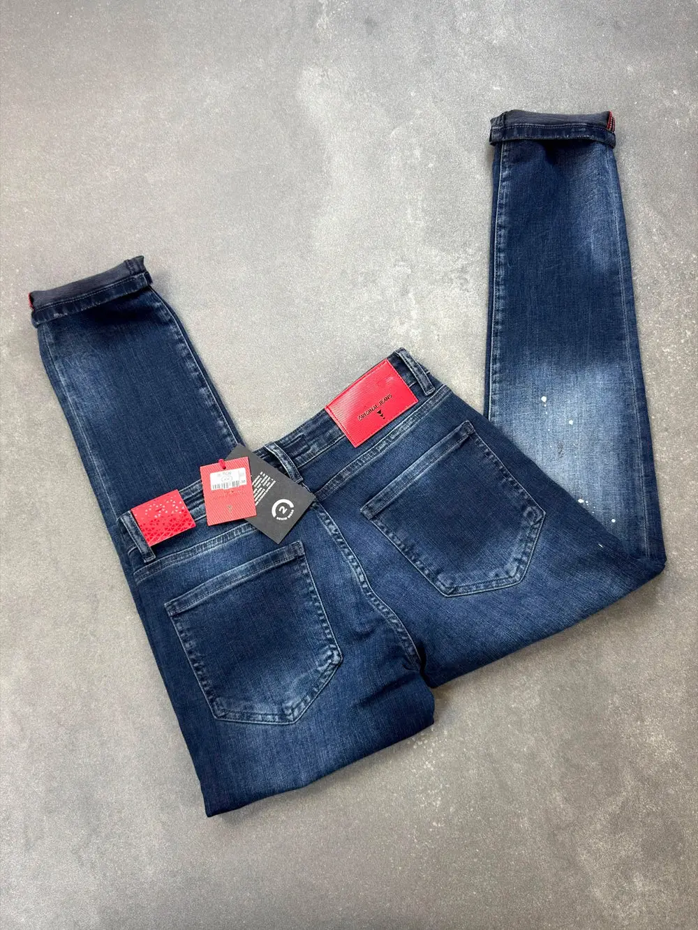 Men's Slim Fit Stretch Denim Jeans – Dark Wash Blue — photograph 4