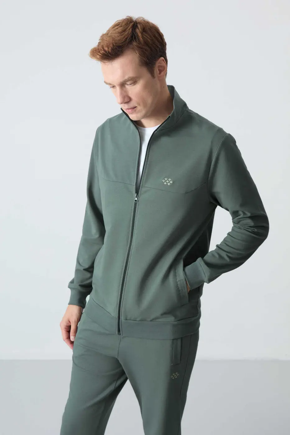 Men's Khaki Green Comfort Fit Tracksuit Set — photograph 2