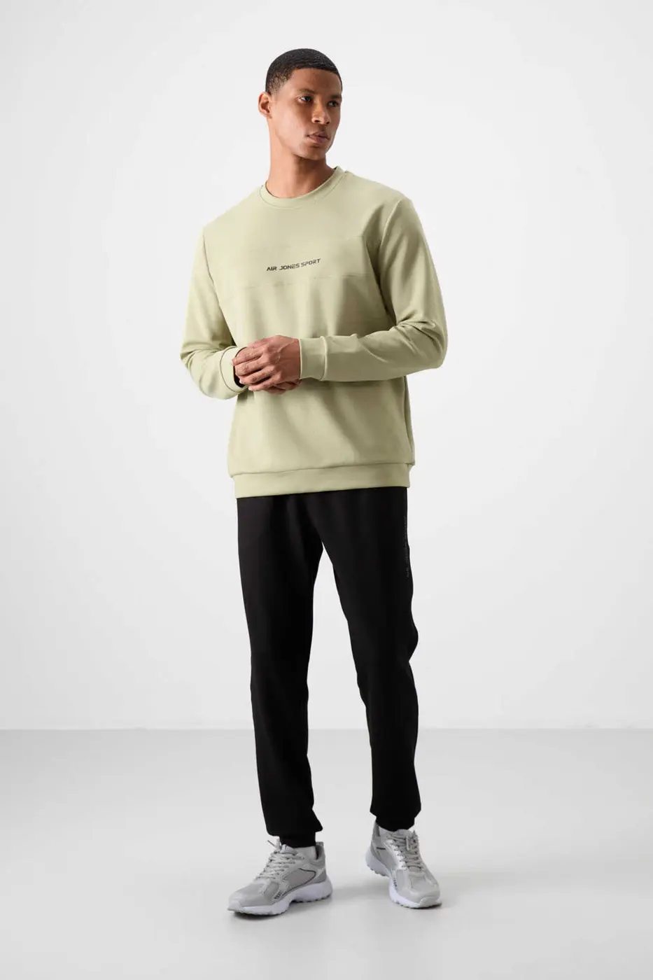 Men's Green-Black Soft Fit Tracksuit Set — photograph 1