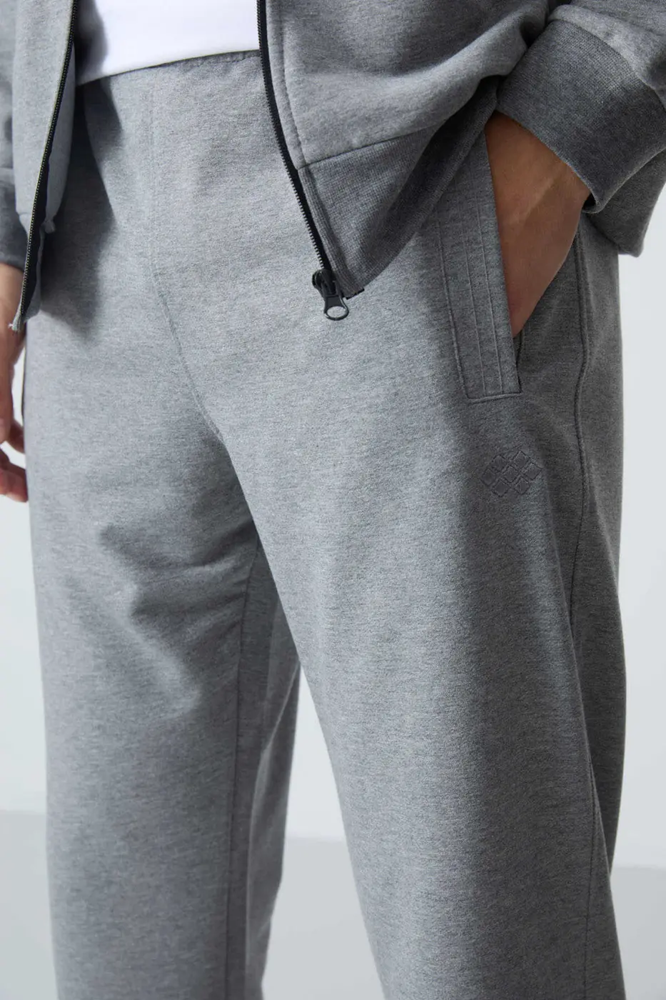 Men's Grey Melange Comfort Fit Tracksuit Set — photograph 8