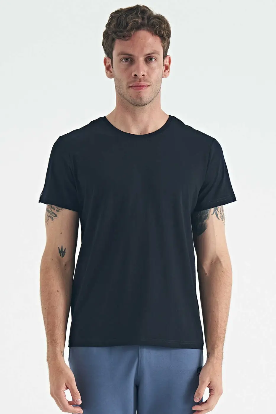 Navy Men's T-Shirt — photograph 1