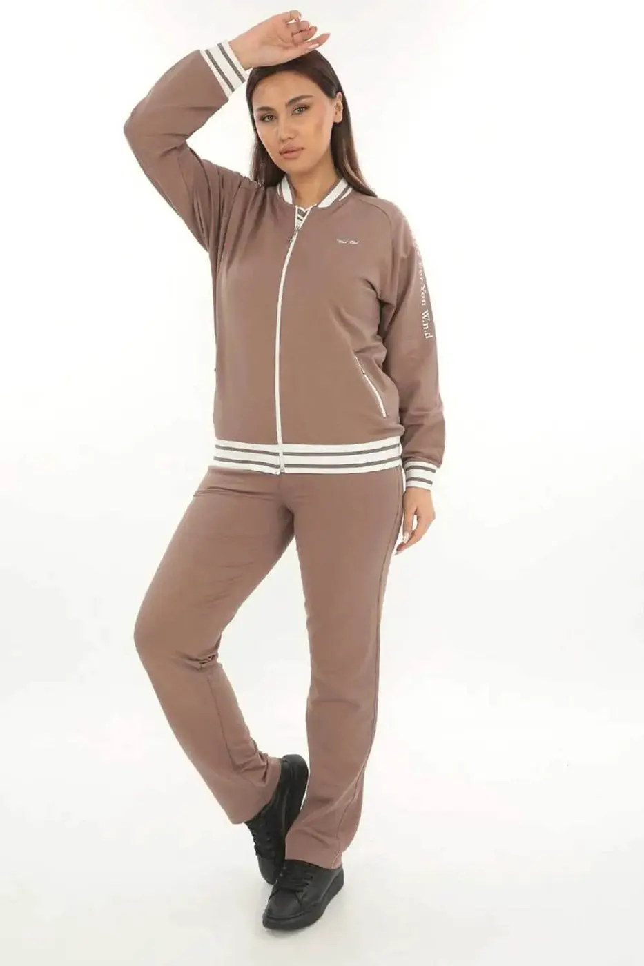 Women's 3-Piece Tracksuit Set — photograph 2