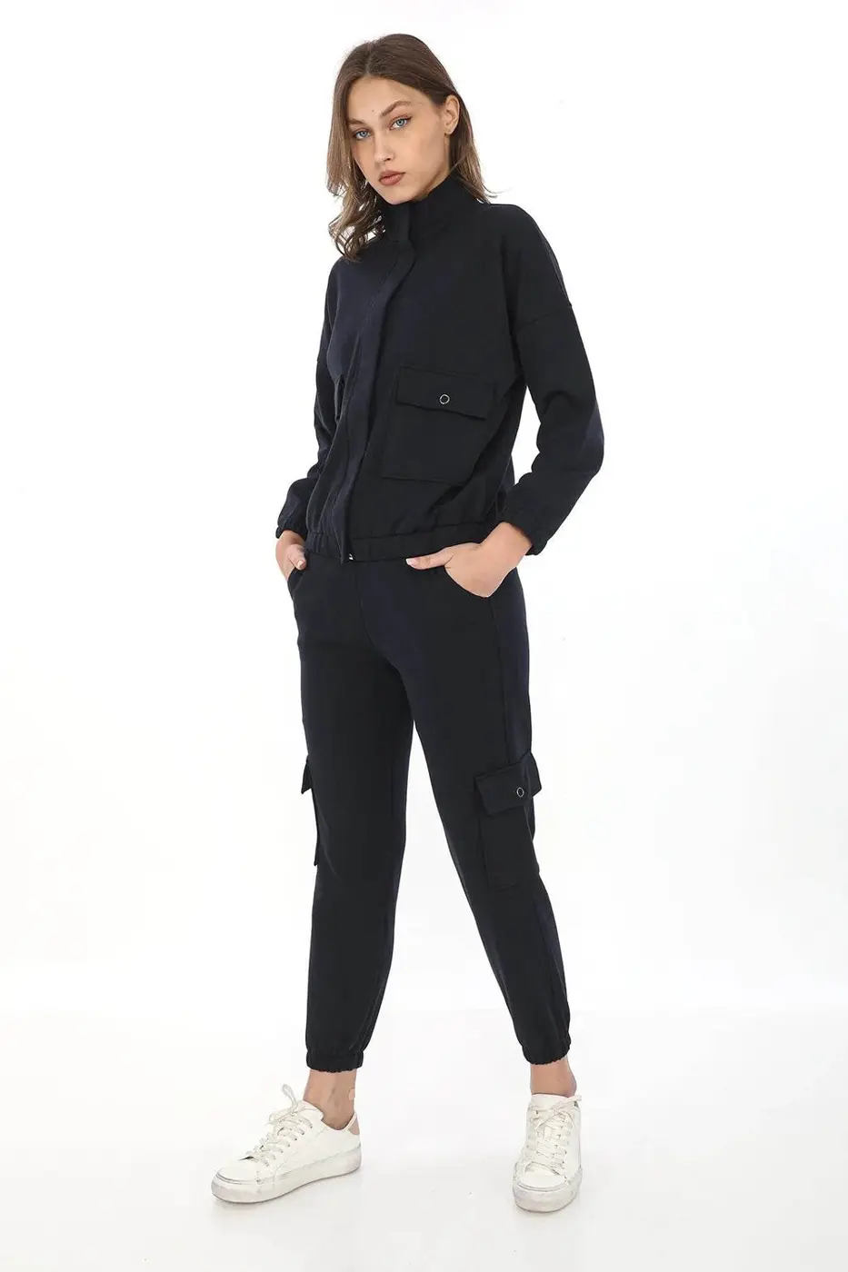 Women's Black Tracksuit Set — photograph 1