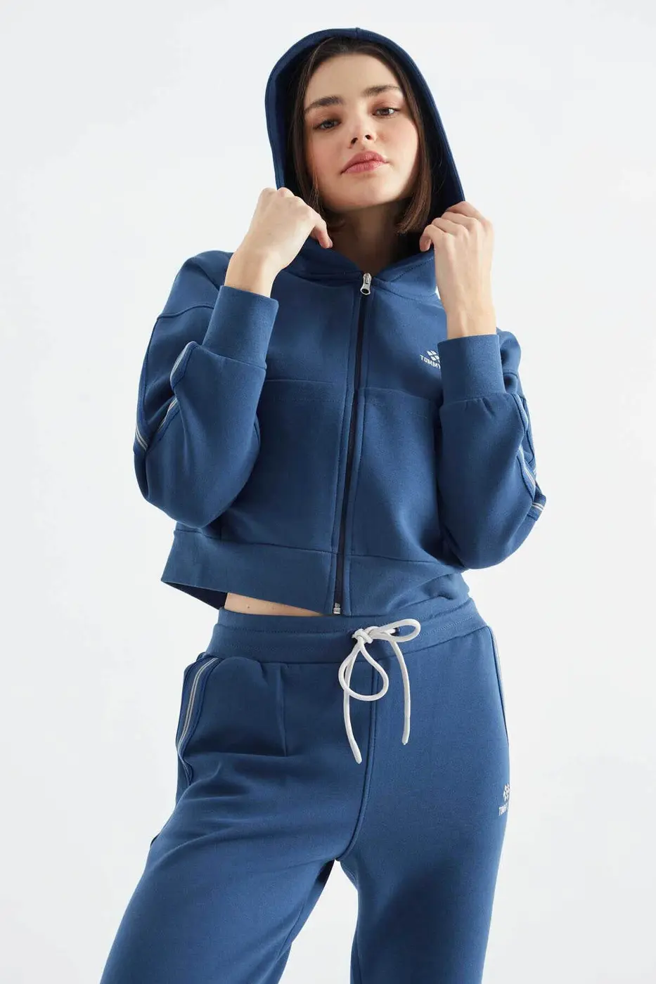 Women's Blue Zip-Up Tracksuit Set — photograph 2